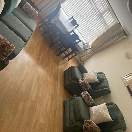 Large Townhouse With Gardens Apartment Kingscourt Exterior foto